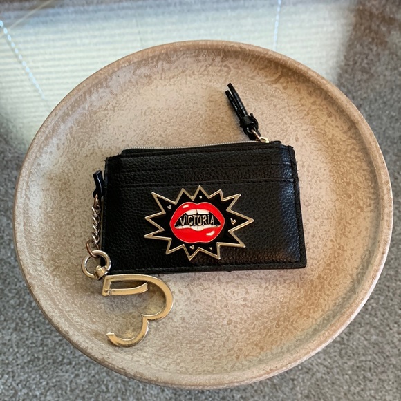 Victoria’s Secret Coin Purse with lip emblem - Picture 12 of 13